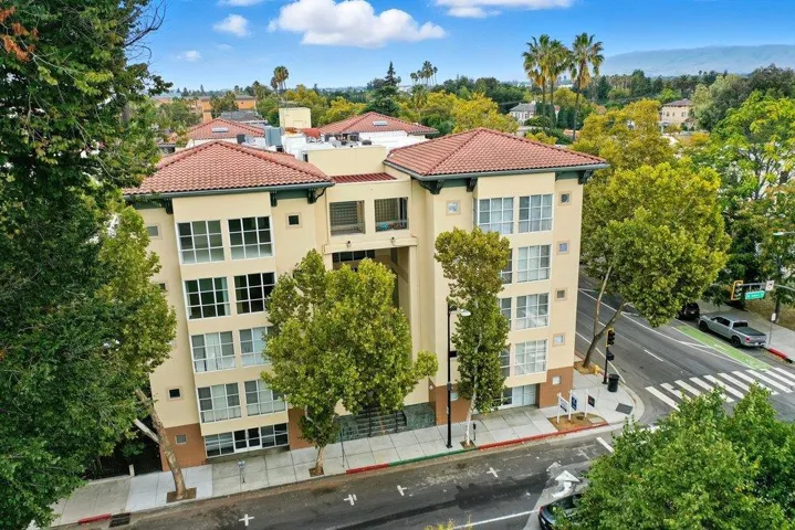 97 E Saint James Street 26, San Jose, California 95112