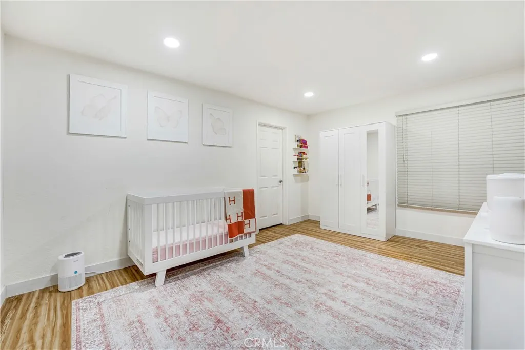 18324 Clark 119, Tarzana, California 91356 home-pic-7