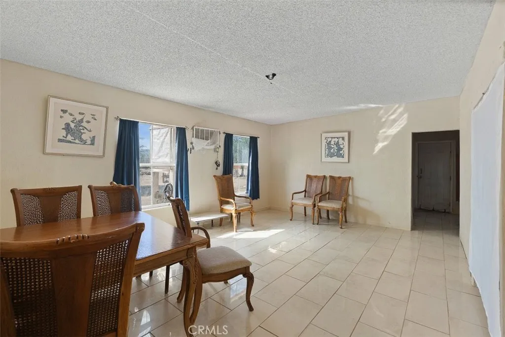 83415 Amboy Road, 29 Palms, California 92277 home-pic-8
