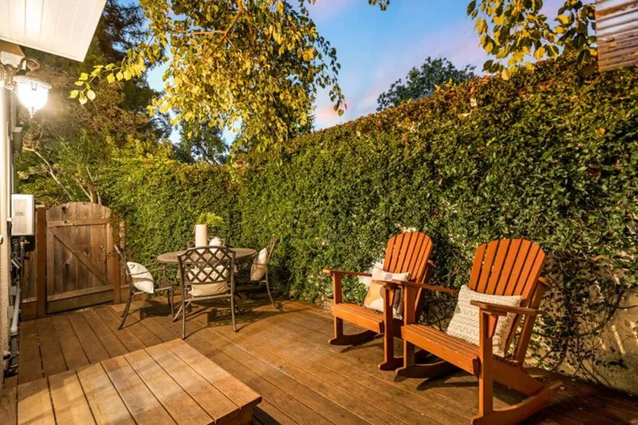 678 Hawthorne Avenue, Palo Alto, California 94301