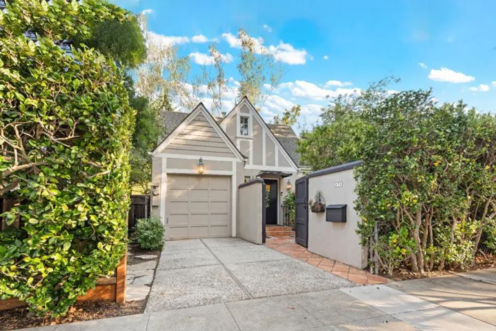 678 Hawthorne Avenue, Palo Alto, California 94301