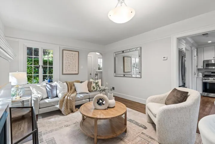 678 Hawthorne Avenue, Palo Alto, California 94301