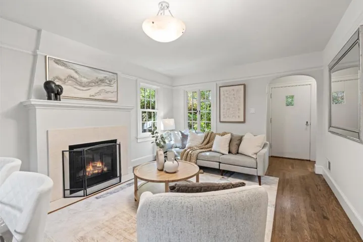 678 Hawthorne Avenue, Palo Alto, California 94301