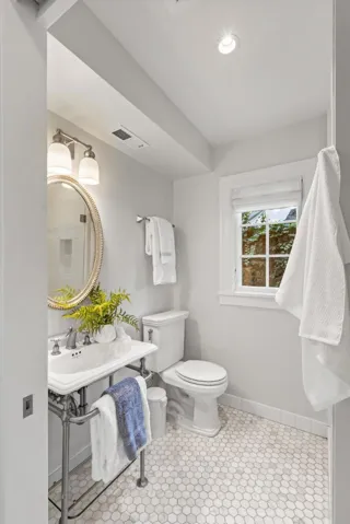 678 Hawthorne Avenue, Palo Alto, California 94301