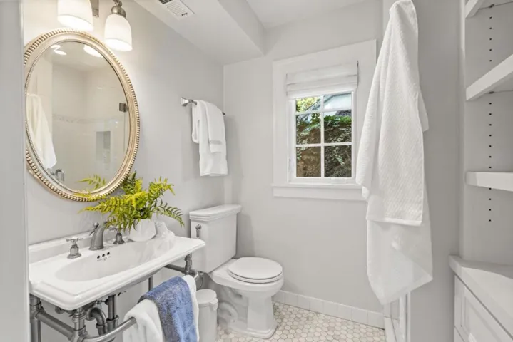 678 Hawthorne Avenue, Palo Alto, California 94301