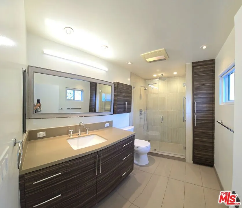 2520 Midvale Avenue, Los Angeles, California 90064 home-pic-14