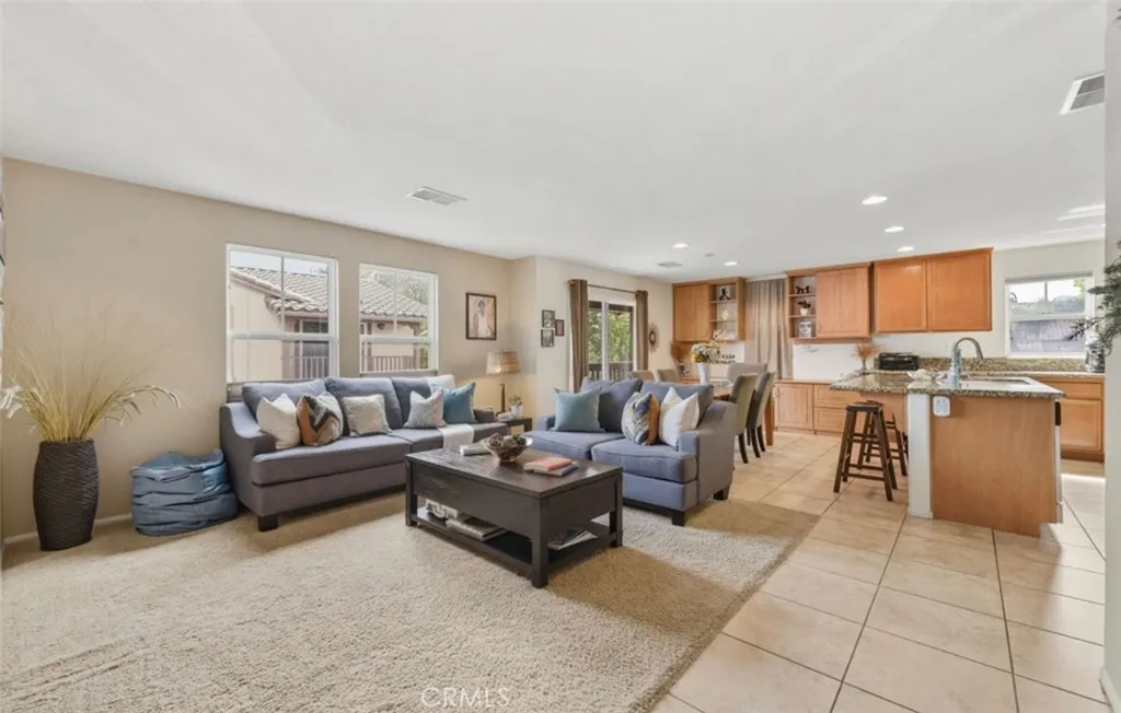 10326 Sparkling Drive 1, Rancho Cucamonga, California 91730 home-pic-12