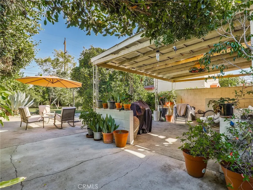 5151 Wood Avenue, South Gate, California 90280 home-pic-9