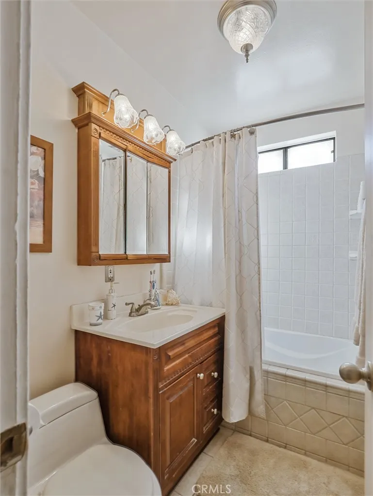 5151 Wood Avenue, South Gate, California 90280 home-pic-6