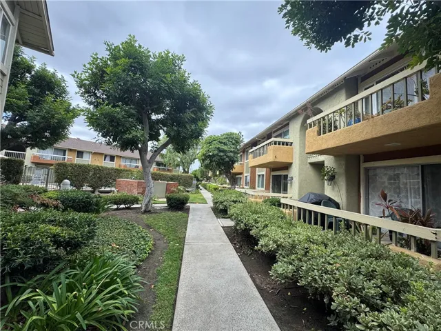 16040 Leffingwell Road, Whittier, California 90603