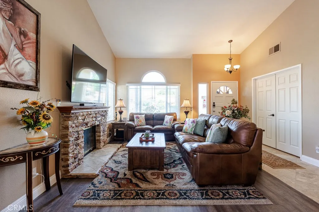 29767 29767 Marhill, Temecula, California 92591 home-pic-4