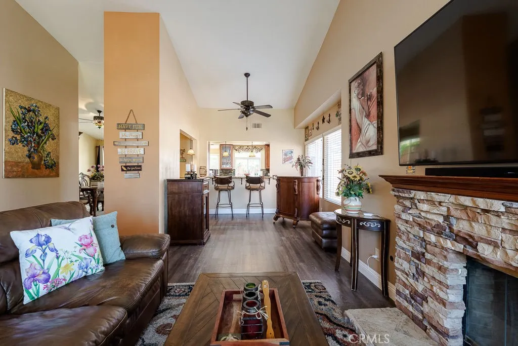 29767 29767 Marhill, Temecula, California 92591 home-pic-6