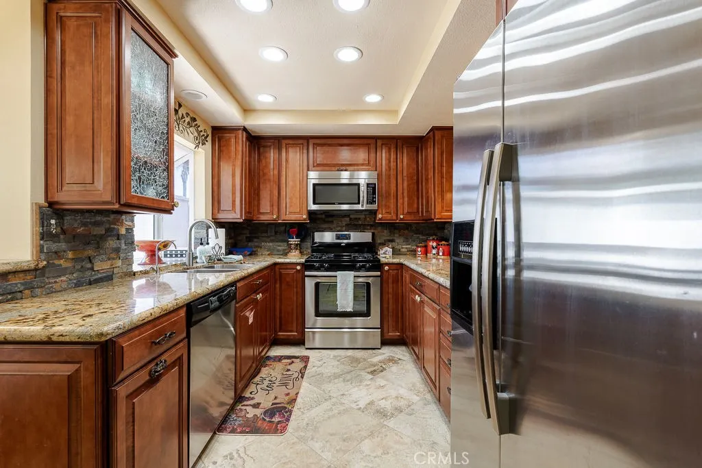 29767 29767 Marhill, Temecula, California 92591 home-pic-11