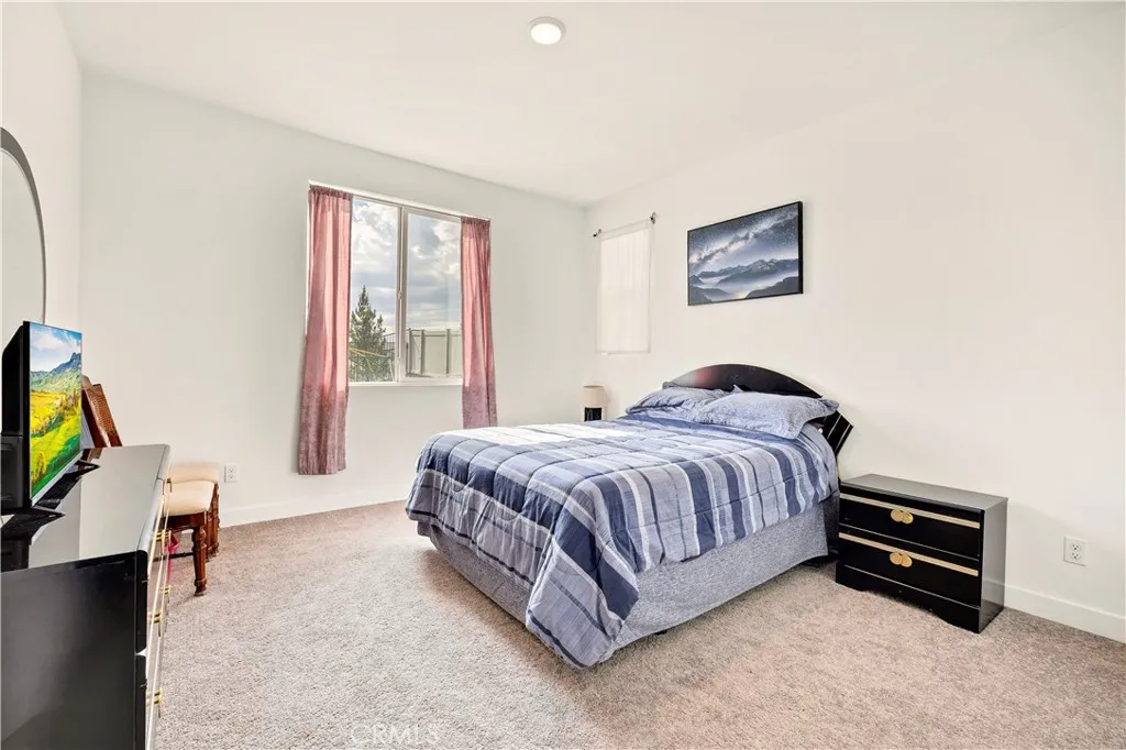 2061 Horizon Avenue, Banning, California 92220 home-pic-14