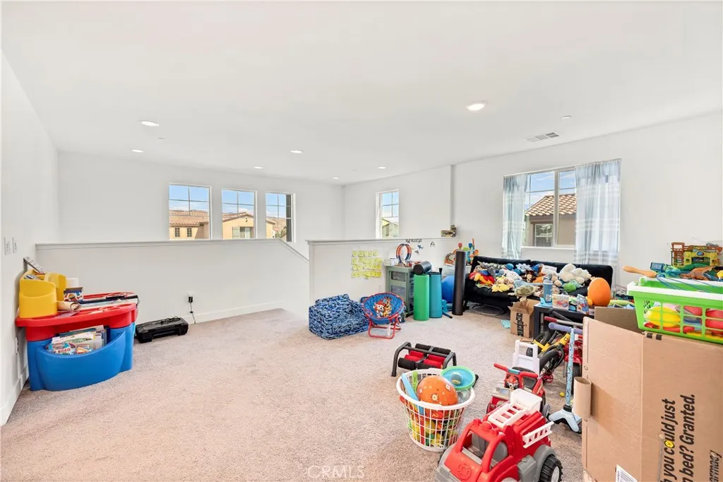 2061 Horizon Avenue, Banning, California 92220 home-pic-16