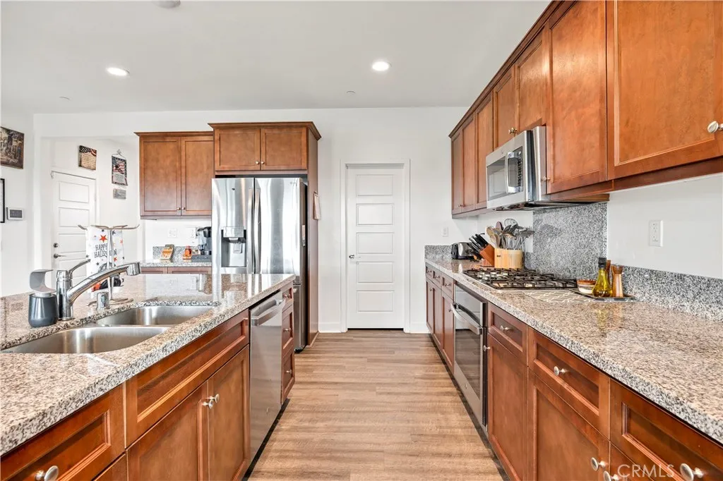 2061 Horizon Avenue, Banning, California 92220 home-pic-8