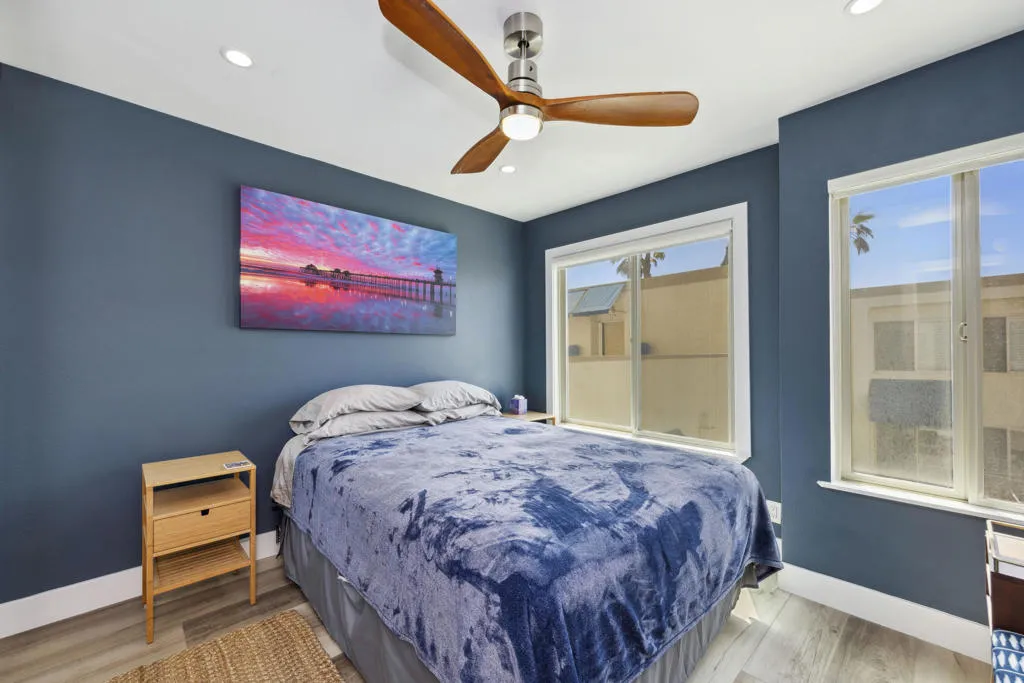 711 Pacific Coast Highway 206, Huntington Beach, California 92648 home-pic-14