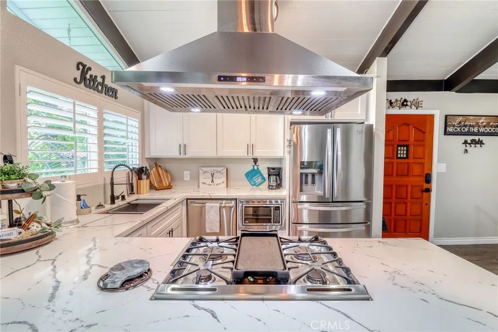 26669 State Highway 189, Twin Peaks, California 92391 home-pic-10