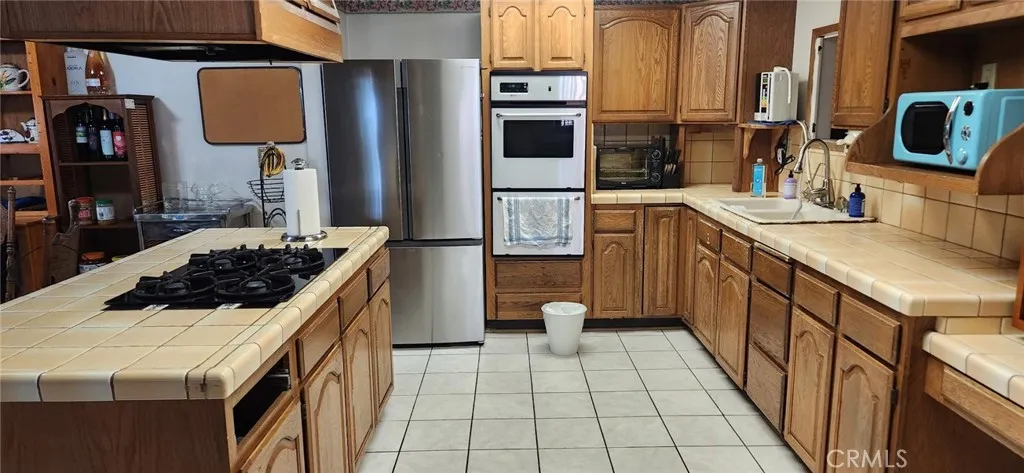 23602 Nicolle Avenue, Carson, California 90745 home-pic-9