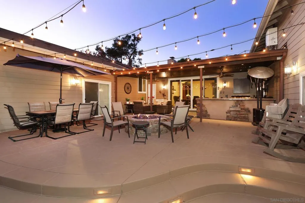 , Vista, California 92083 home-pic-17