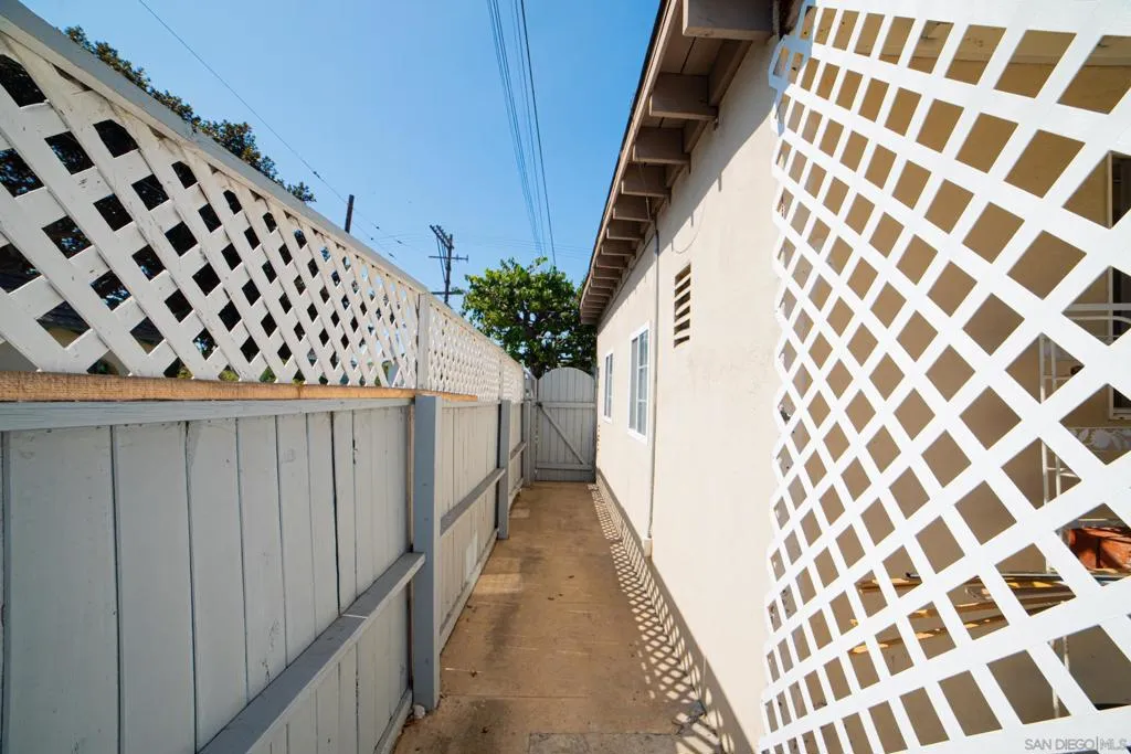 4733 Ingraham St., San Diego, California 92109 home-pic-24
