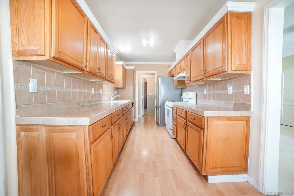 4733 Ingraham St., San Diego, California 92109 home-pic-8