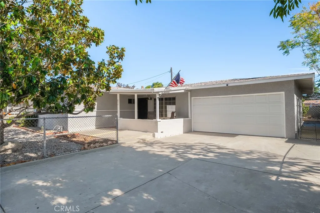 672 N 17th, Banning, California 92220 home-pic-2