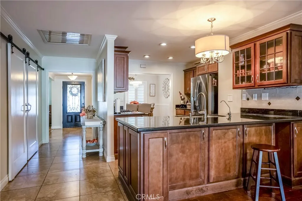 19631 Fairweather, Canyon Country, California 91351 home-pic-8