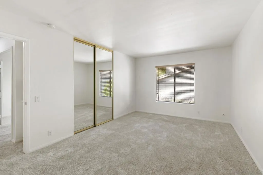 3244 Caminito Eastbluff 44, La Jolla, California 92037 home-pic-20