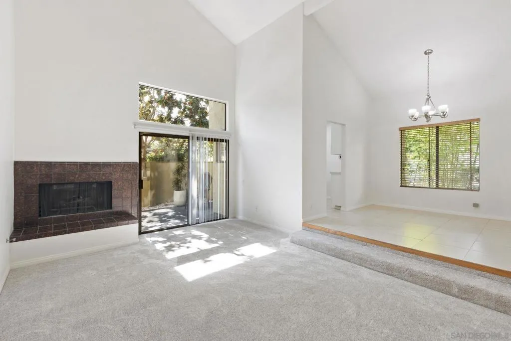 3244 Caminito Eastbluff 44, La Jolla, California 92037 home-pic-10