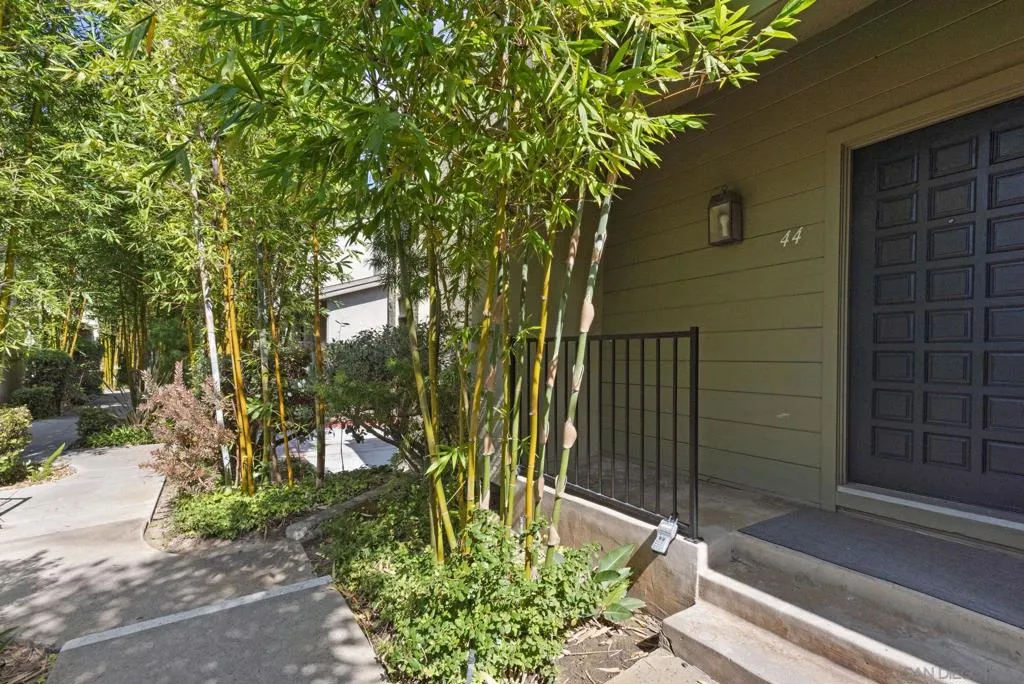 3244 Caminito Eastbluff 44, La Jolla, California 92037 home-pic-4