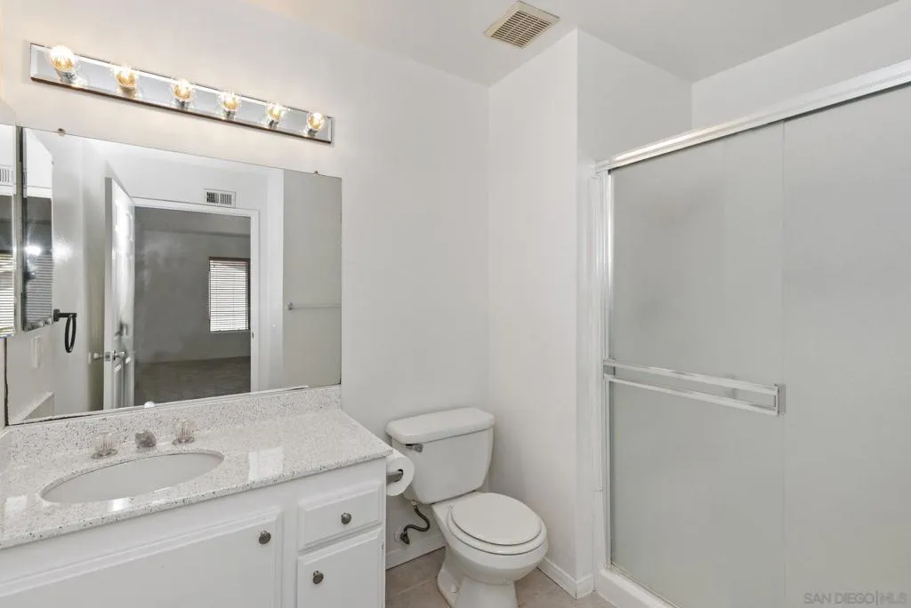 3244 Caminito Eastbluff 44, La Jolla, California 92037 home-pic-18