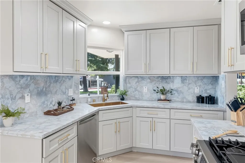 3328 N Verdugo, Glendale, California 91208 home-pic-6