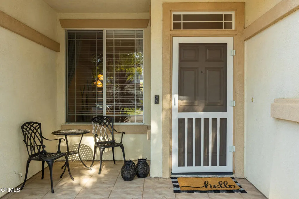 7505 Eisenhower Street, Ventura, California 93003 home-pic-3