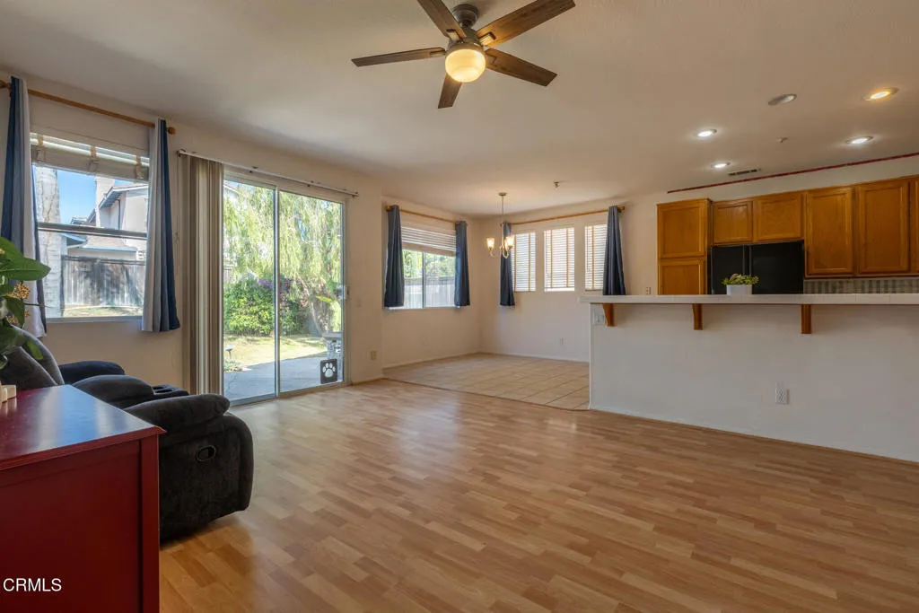 7505 Eisenhower Street, Ventura, California 93003 home-pic-8