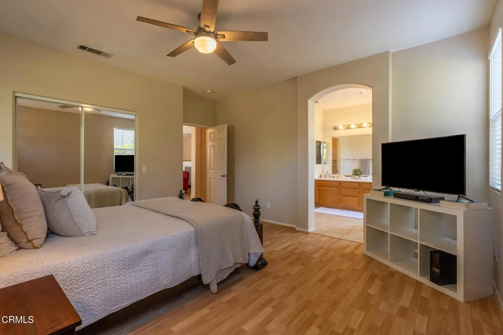 7505 Eisenhower Street, Ventura, California 93003 home-pic-15