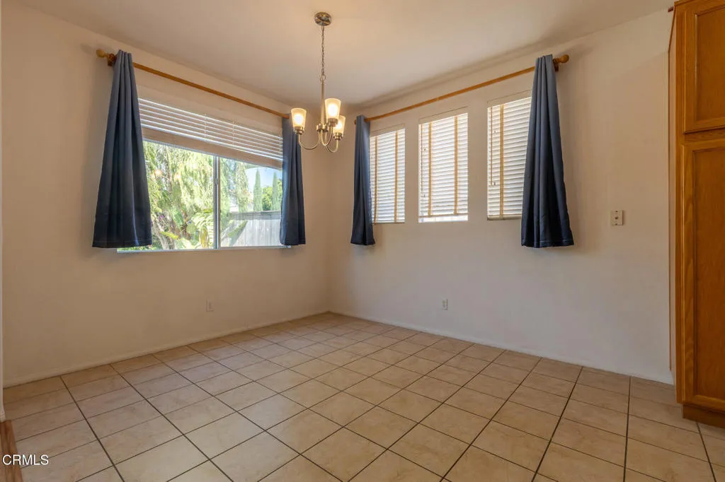 7505 Eisenhower Street, Ventura, California 93003 home-pic-9