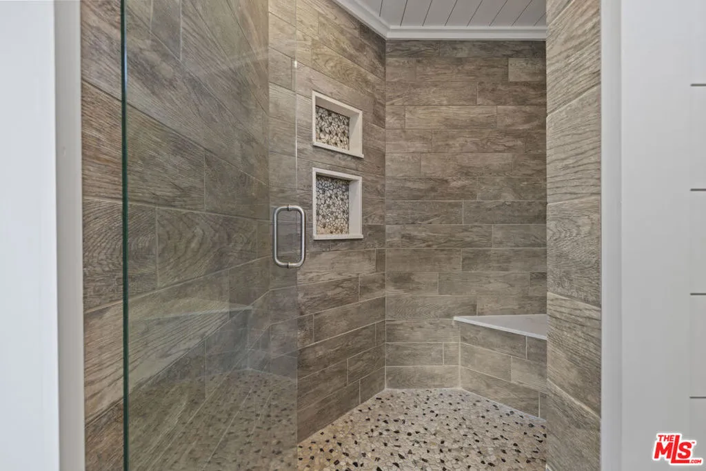 21163 Lone Star Way, Santa Clarita, California 91390 home-pic-34