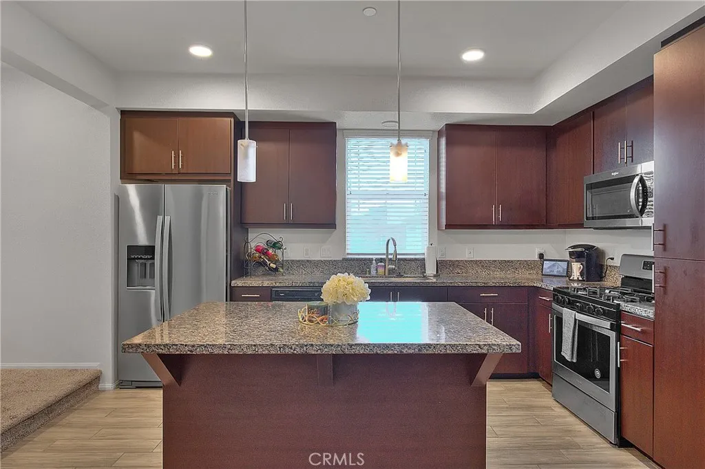 7718 Haywood, Rancho Cucamonga, California 91730 home-pic-11