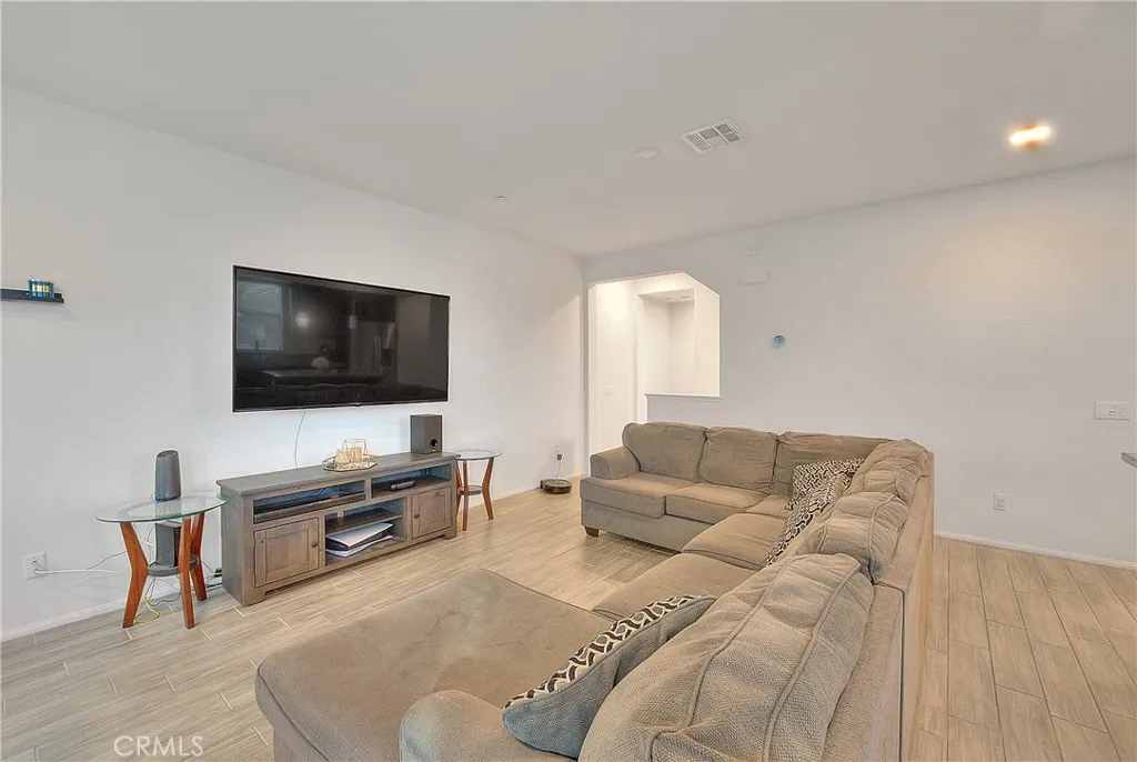 7718 Haywood, Rancho Cucamonga, California 91730 home-pic-5