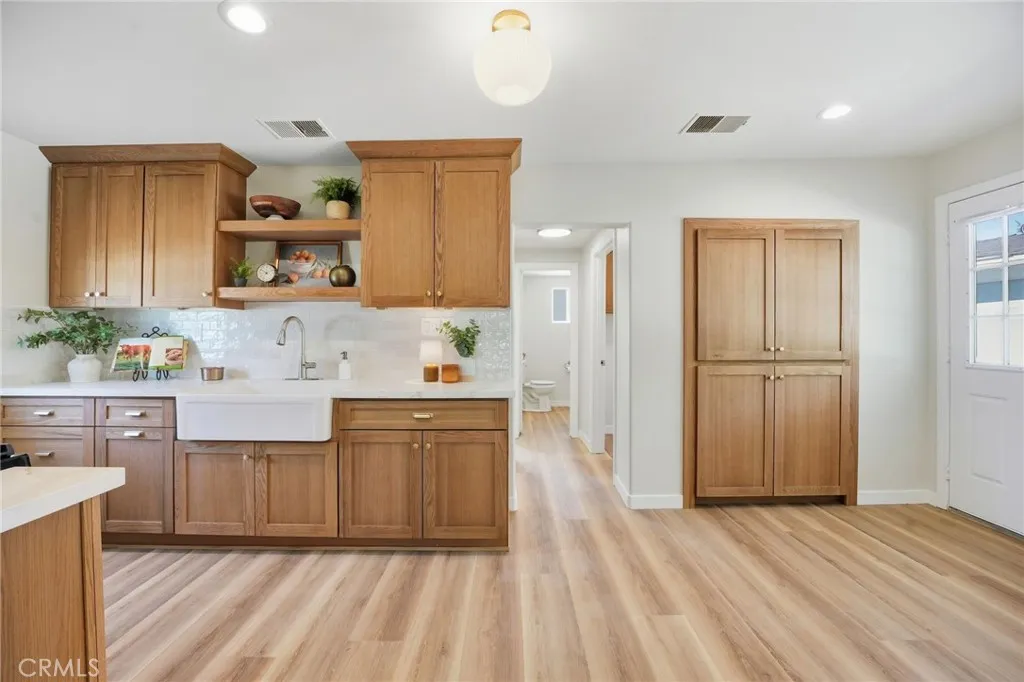 992 Park Avenue, Calimesa, California 92320 home-pic-11