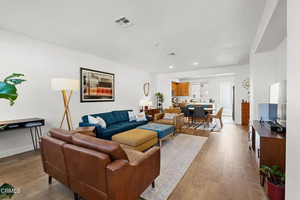 170 Sawbuck Street, Camarillo, California 93010 home-pic-11