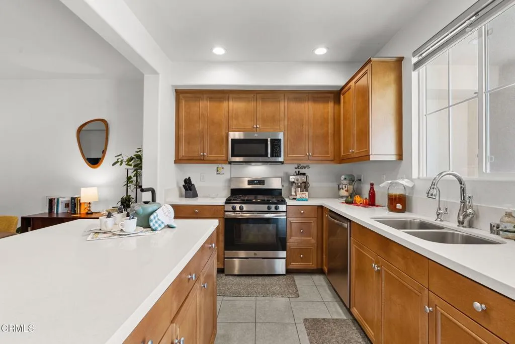 170 Sawbuck Street, Camarillo, California 93010 home-pic-7