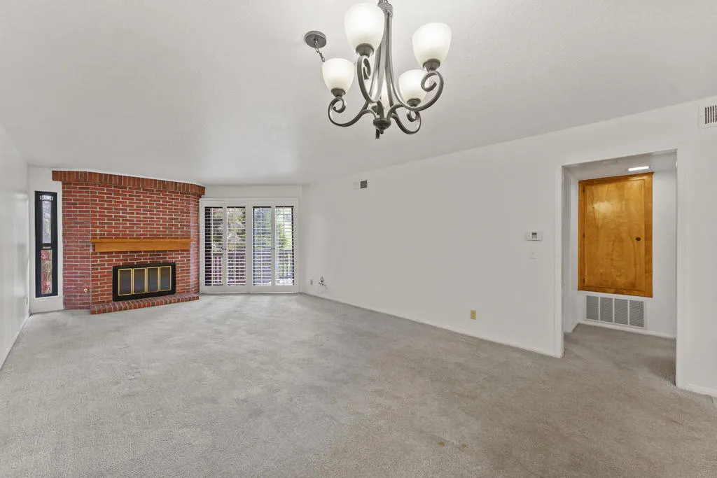 8515 Falmouth Avenue 303, Playa Del Rey, California 90293 home-pic-10