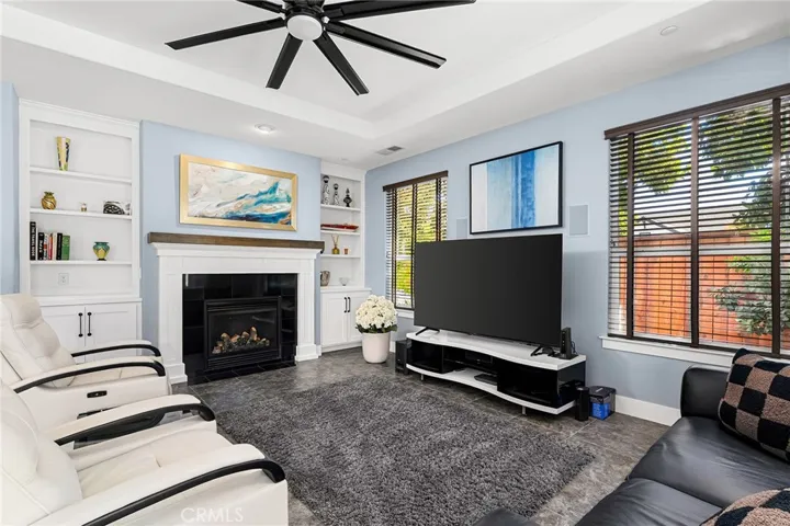 1924 Waxwing Way, Chico, California 95926