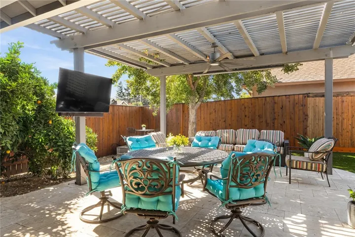 1924 Waxwing Way, Chico, California 95926