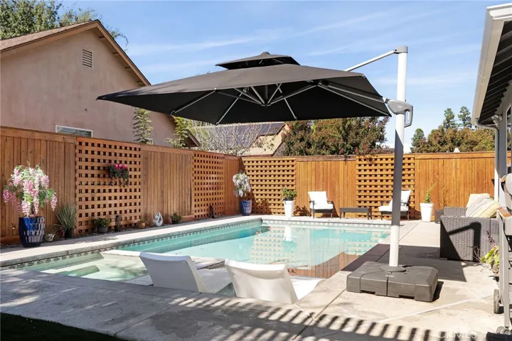 1924 Waxwing Way, Chico, California 95926