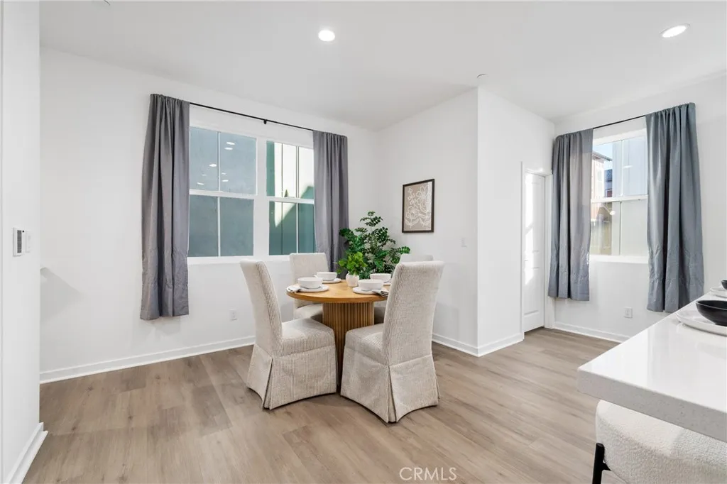 4433 S Grant Paseo, Ontario, California 91762 home-pic-4