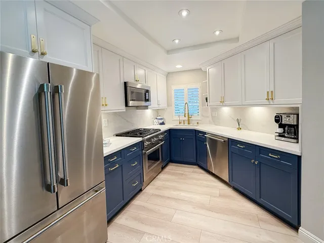 New Kitchen cabinets, countertops, appliances and more!