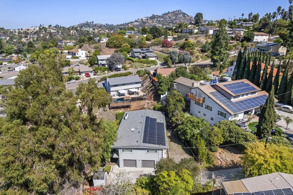 , La Mesa, California 91941 home-pic-51